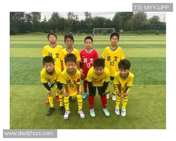 上海足球队的奋斗历程与大师赛的荣耀之路探秘