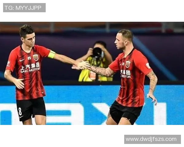 成都与重庆羽毛球队赛后复盘分析团队配合与战术执行的关键因素